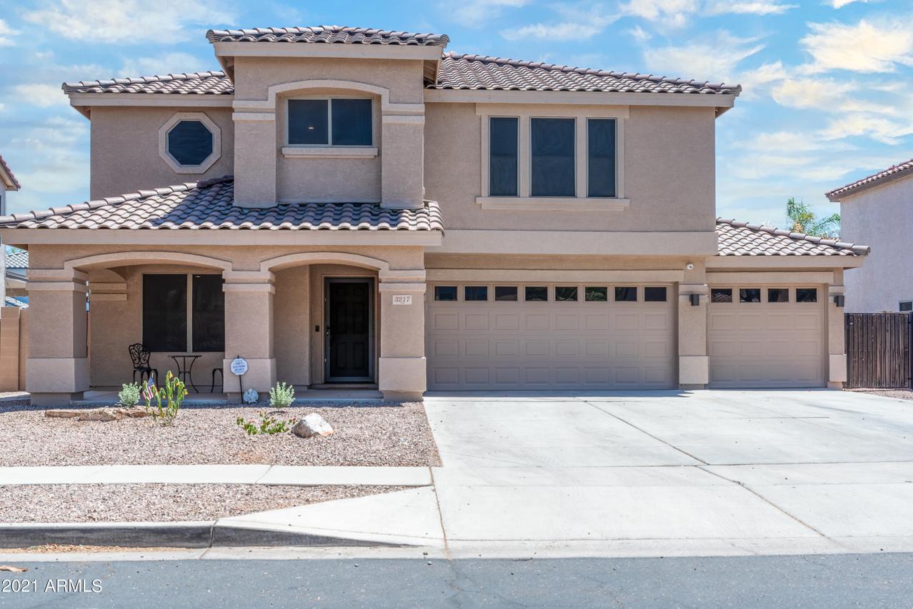 3217 W Desert Vista Tr., Phoenix, AZ 85083