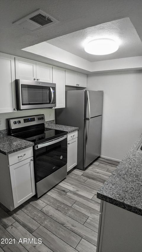3131 W Cochise Dr. #223, Phoenix, AZ 85051