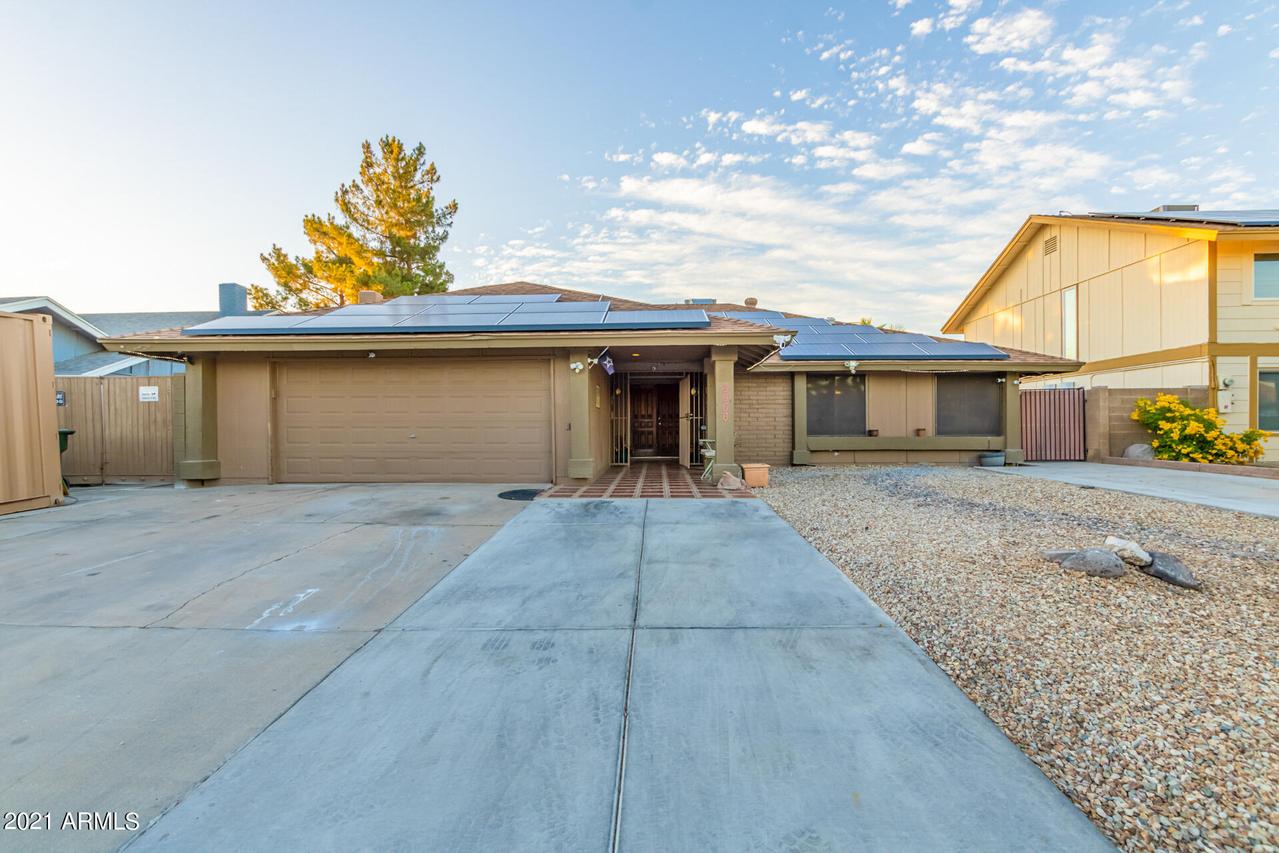 3966 W Glenaire Dr., Phoenix, AZ 85053