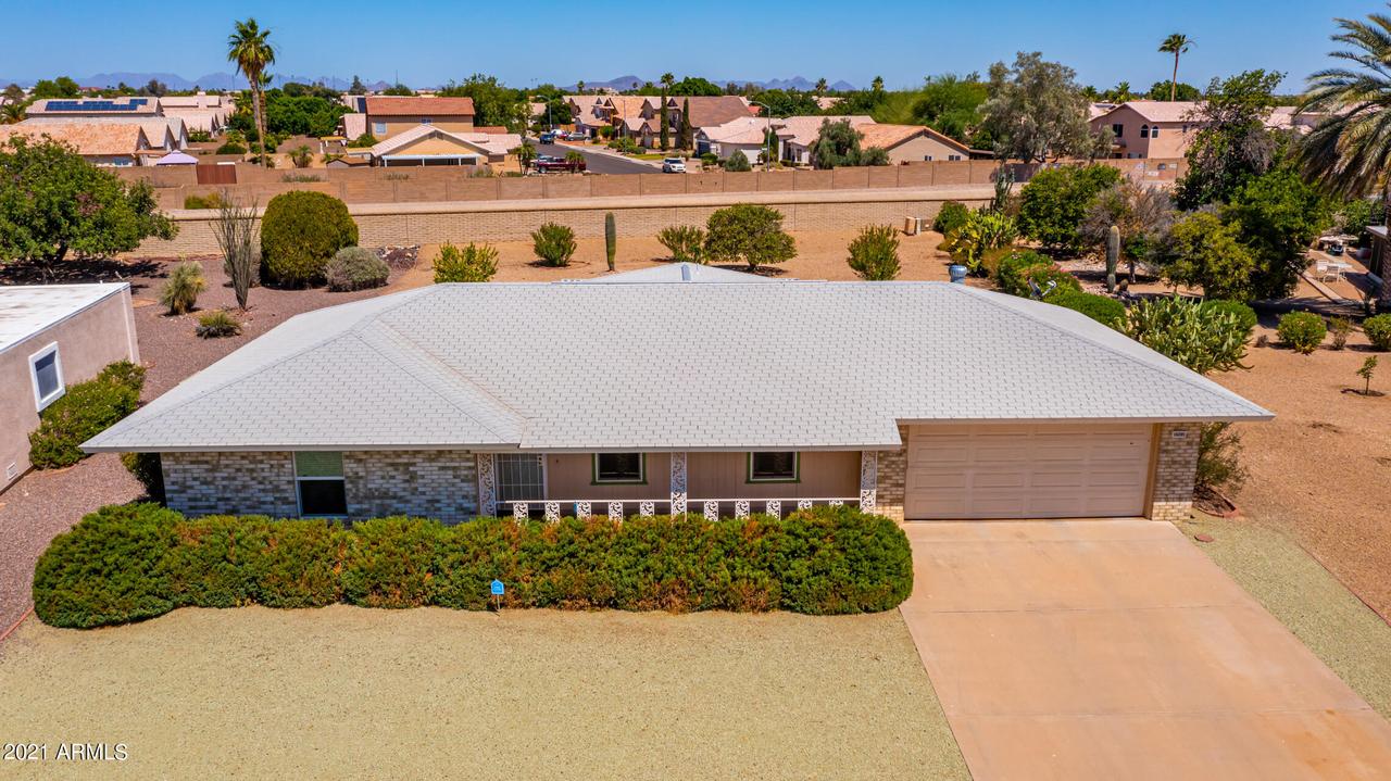 16205 N Meadow Park Dr., Sun City, AZ 85351