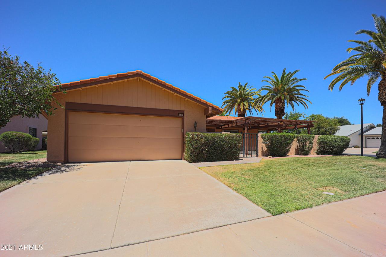 529 Leisure World, Mesa, AZ 85206