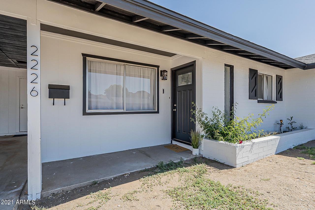 2226 E Blanche Dr., Phoenix, AZ 85022