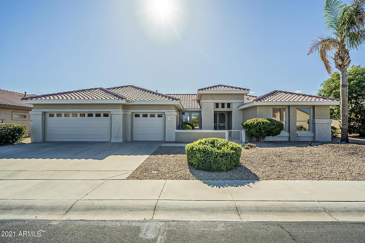 17960 N Saddle Ridge Dr., Surprise, AZ 85374