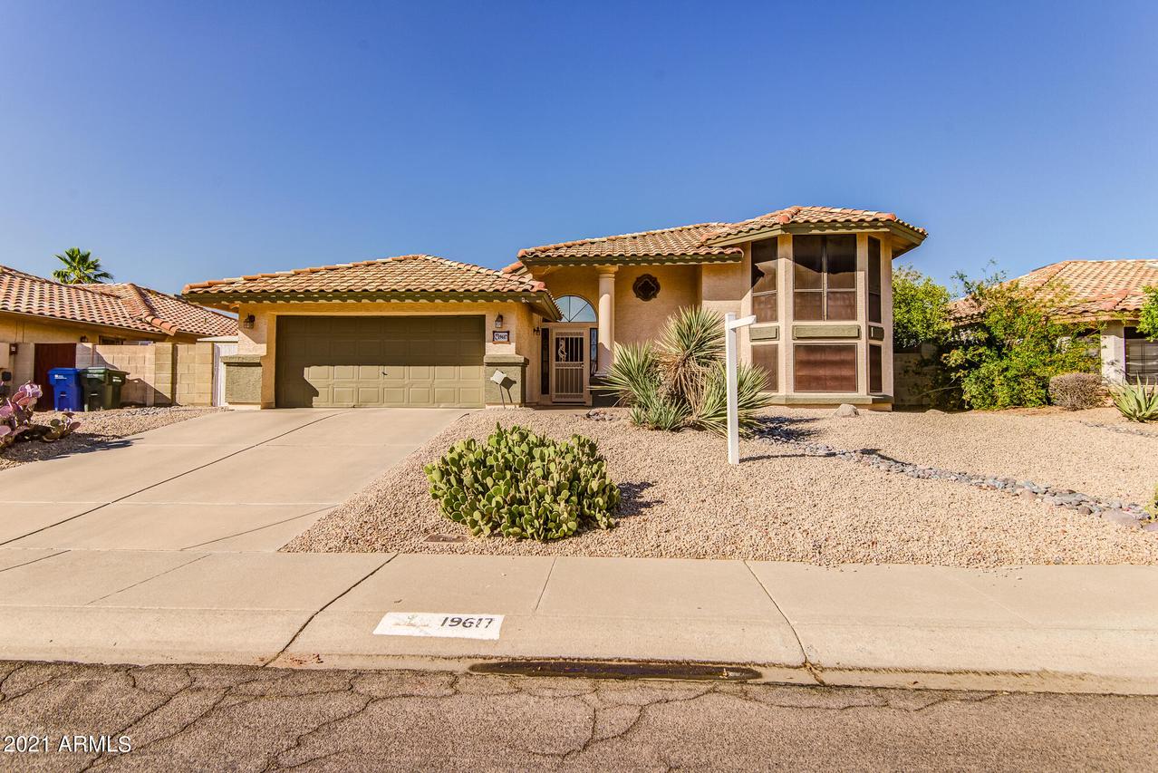 19617 N 37th Way, Phoenix, AZ 85050
