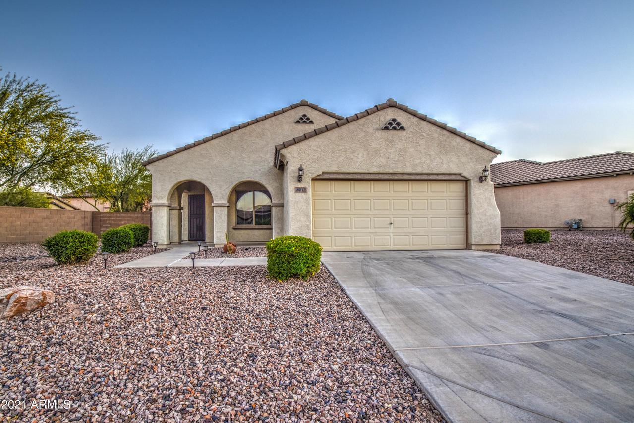 8017 W Millerton Way, Florence, AZ 85132