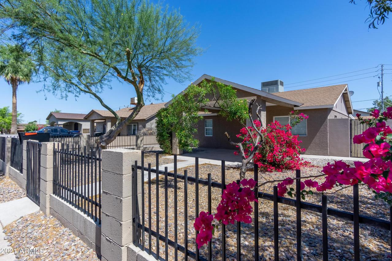 2708 W Garfield St., Phoenix, AZ 85009