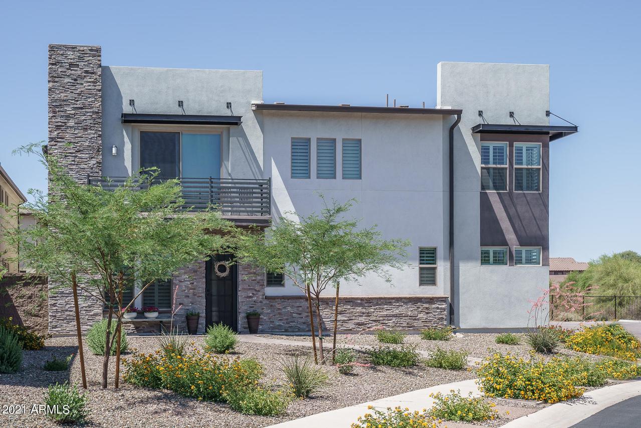 2334 W Gloria Ln., Phoenix, AZ 85085