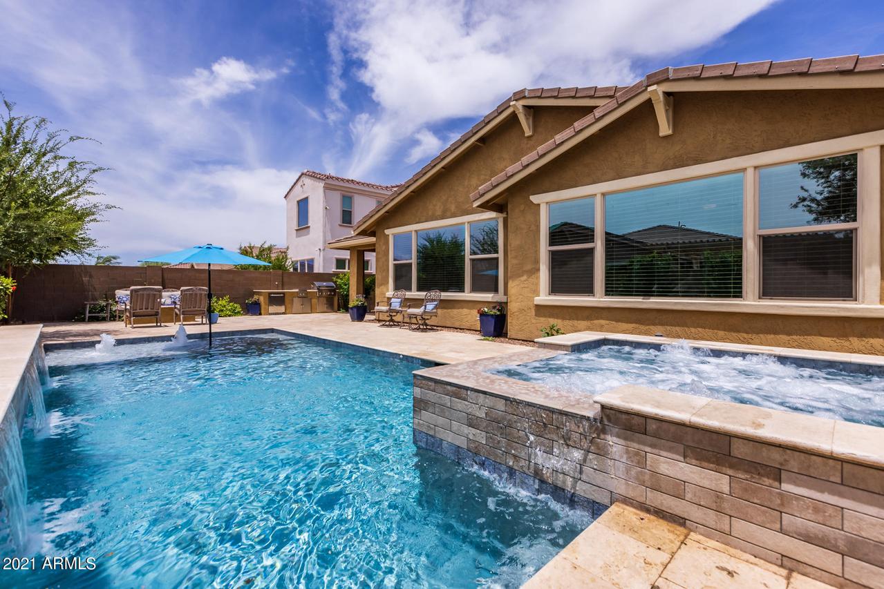 10545 E Kinetic Dr., Mesa, AZ 85212