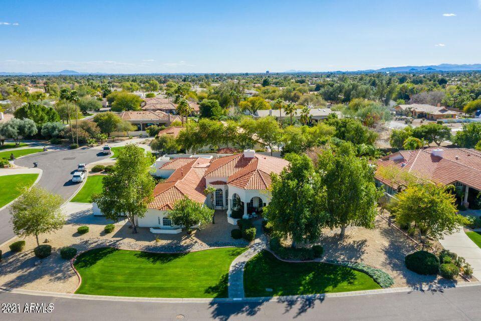 10455 E Paradise Dr., Scottsdale, AZ 85259