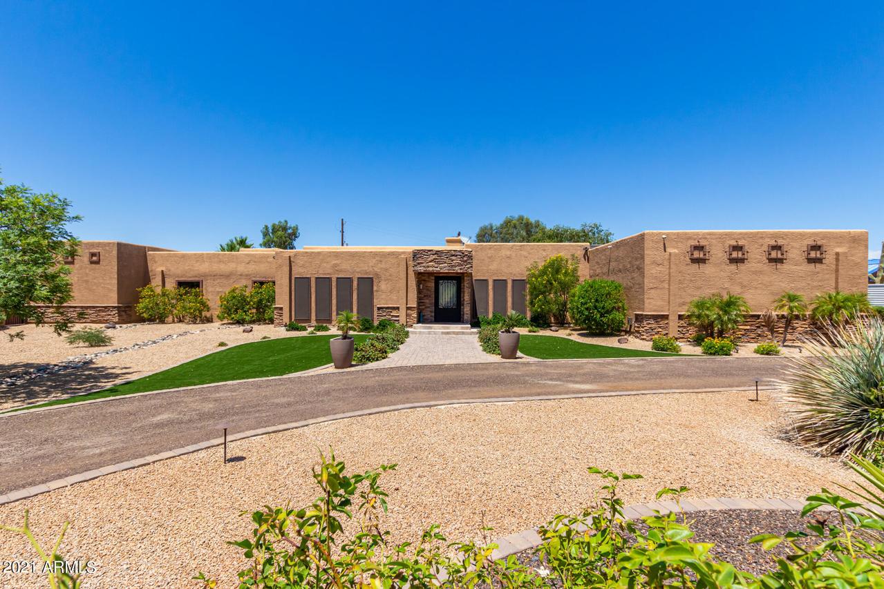 6230 E Clinton St., Scottsdale, AZ 85254