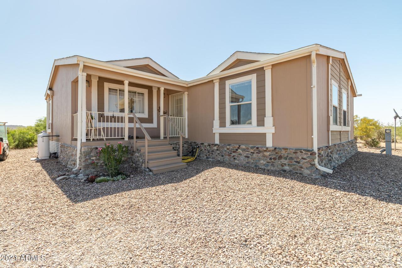 9453 S Thornton Rd., Casa Grande, AZ 85193