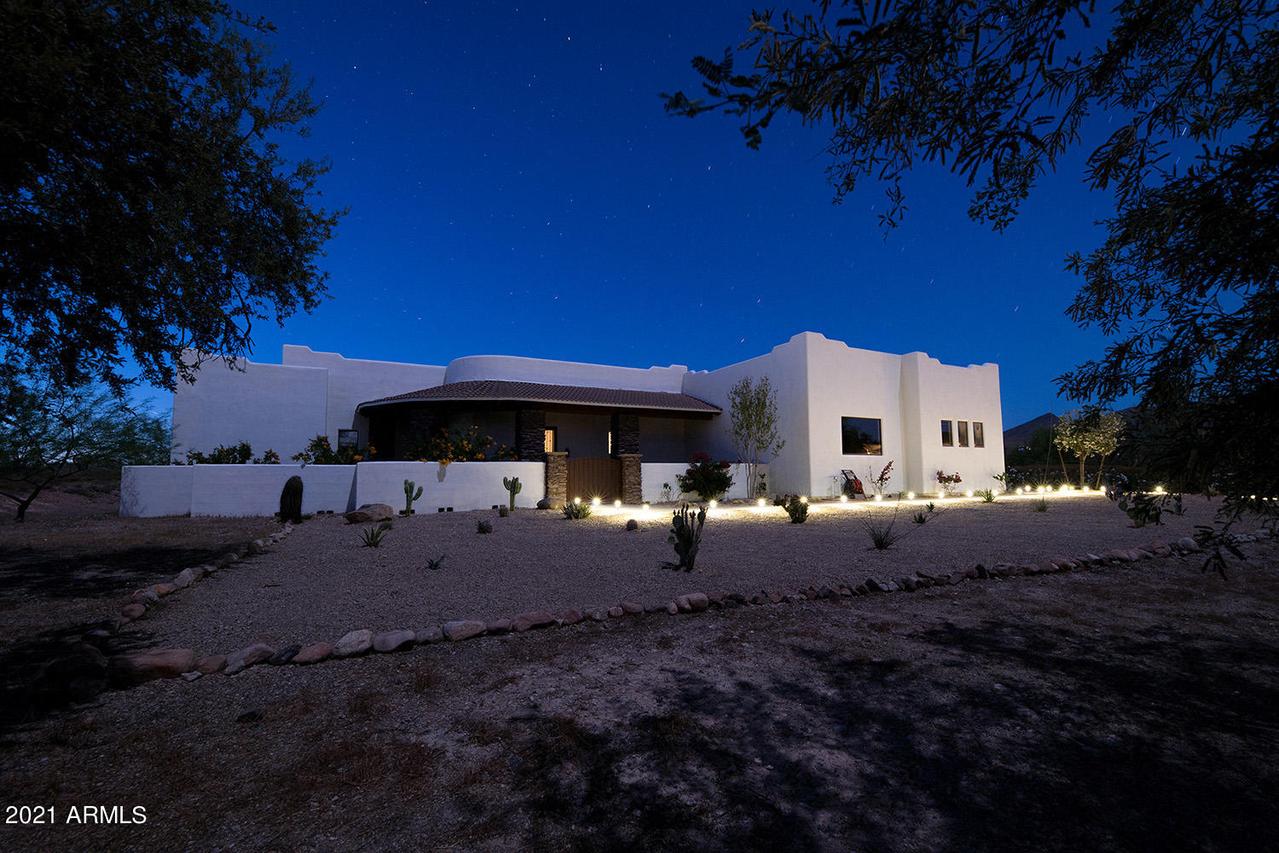 40104 N 1st Pl., Phoenix, AZ 85086