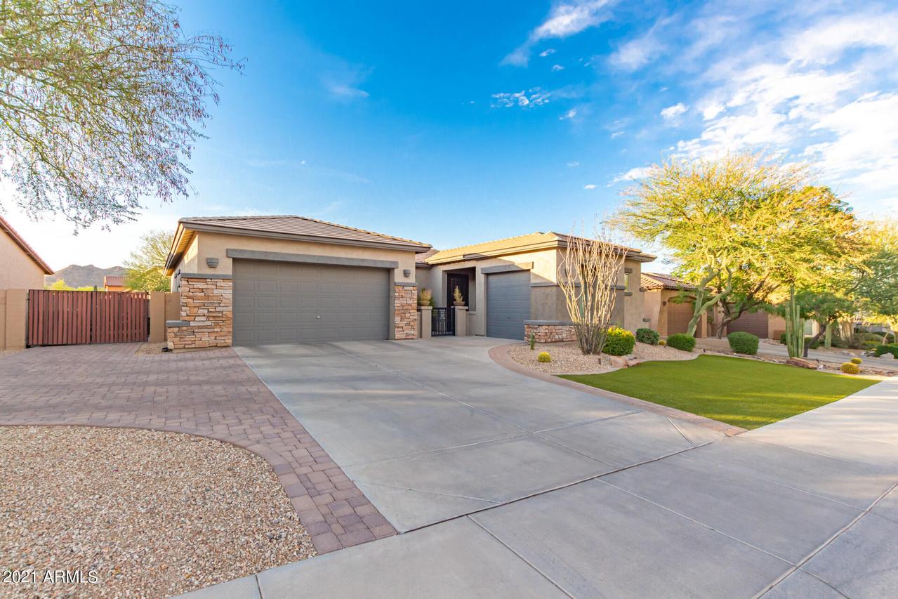 8364 W Desert Spoon Dr., Peoria, AZ 85383