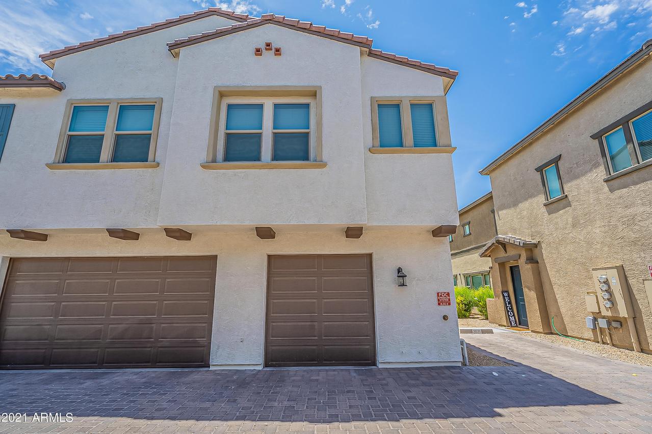 14870 W Encanto Blvd. #2024, Goodyear, AZ 85395