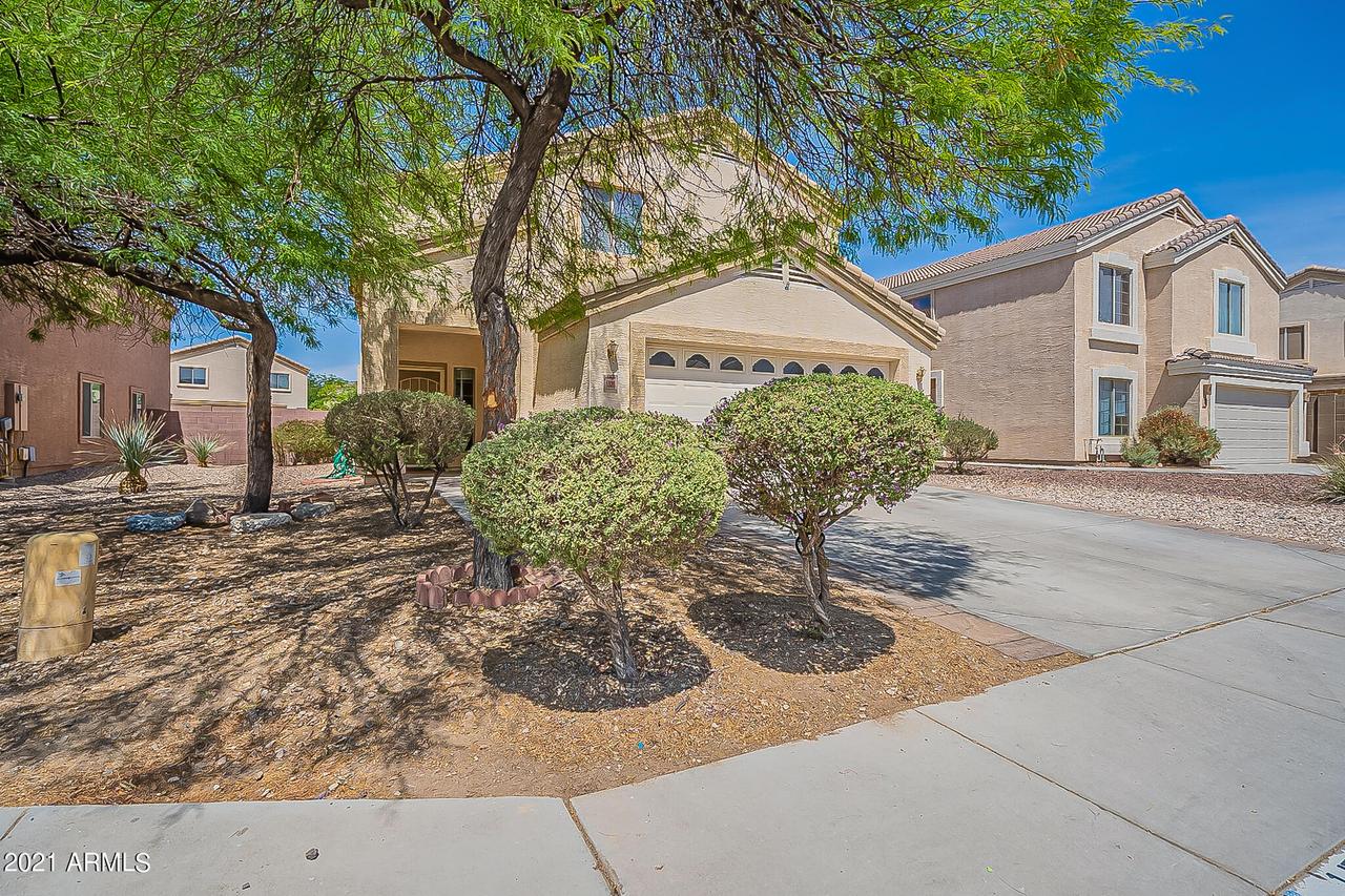 1520 S 216th Ln., Buckeye, AZ 85326