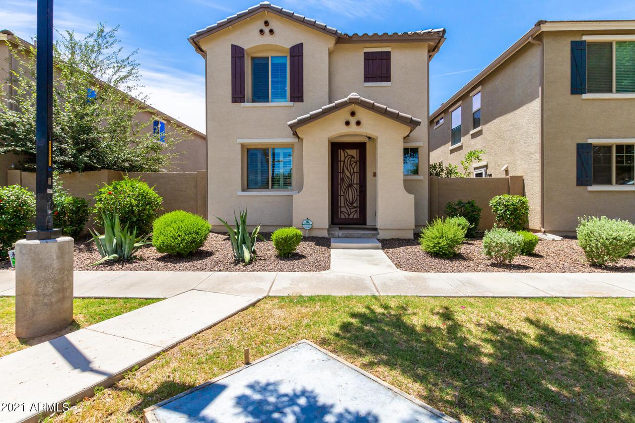 2693 N 73rd Glen, Phoenix, AZ 85035