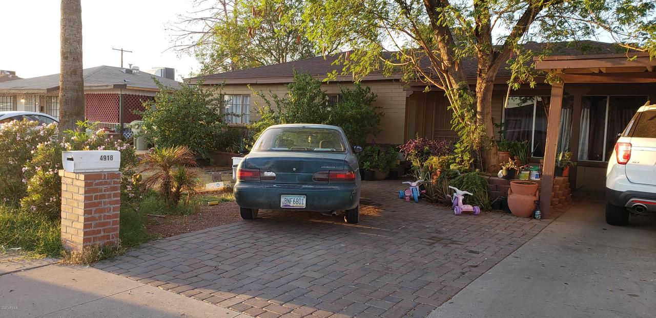 4918 W Lawrence Rd., Glendale, AZ 85301