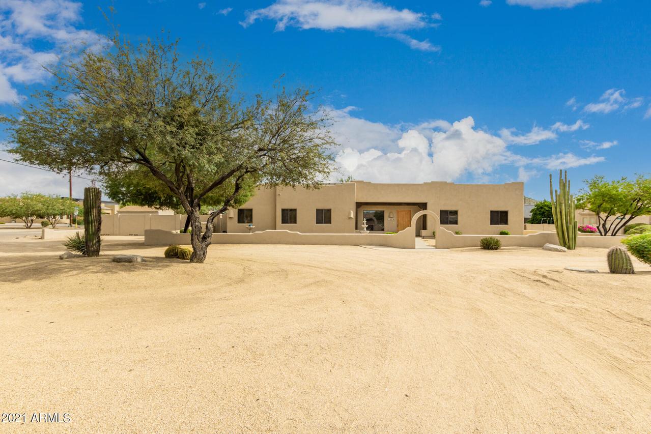 38718 N 29th Ave., Phoenix, AZ 85086