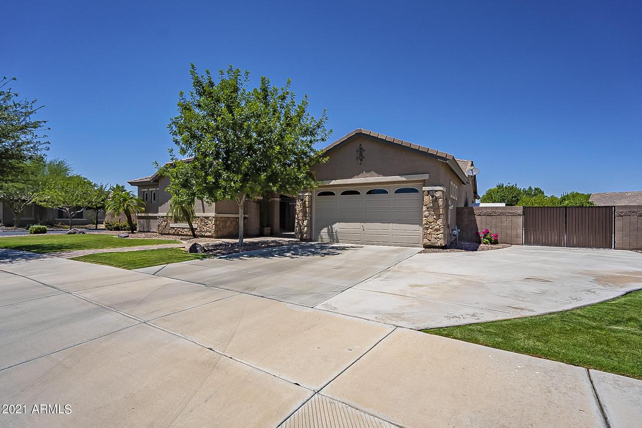 19006 E Arrowhead Tr., Queen Creek, AZ 85142