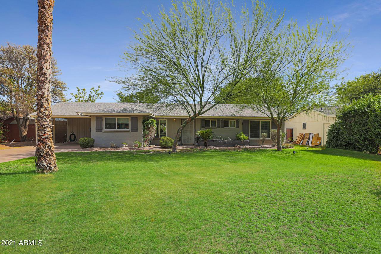1533 E San Miguel Ave., Phoenix, AZ 85014