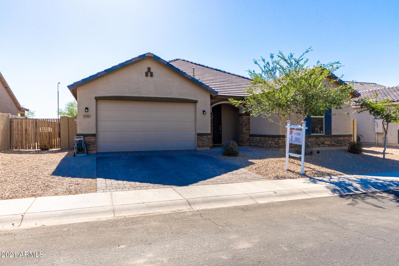 8016 S 42nd Ln., Laveen, AZ 85339