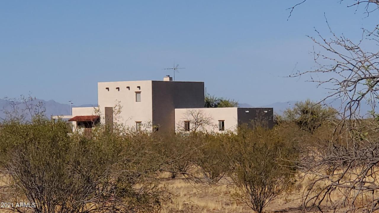 52329 N Forepaugh Peak Rd. #Lot B, Wickenburg, AZ 85390