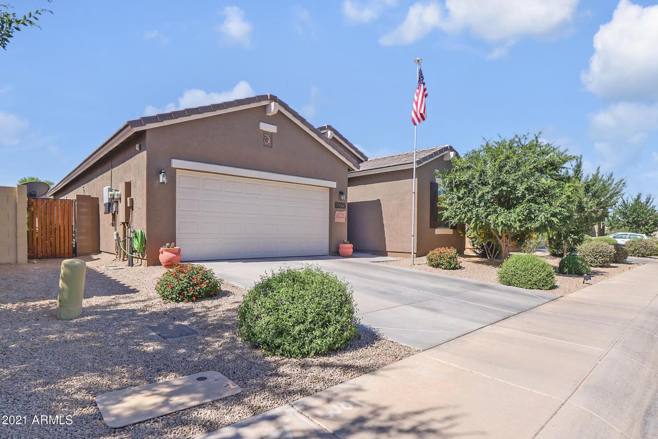 4905 E Velasco St., San Tan Valley, AZ 85140