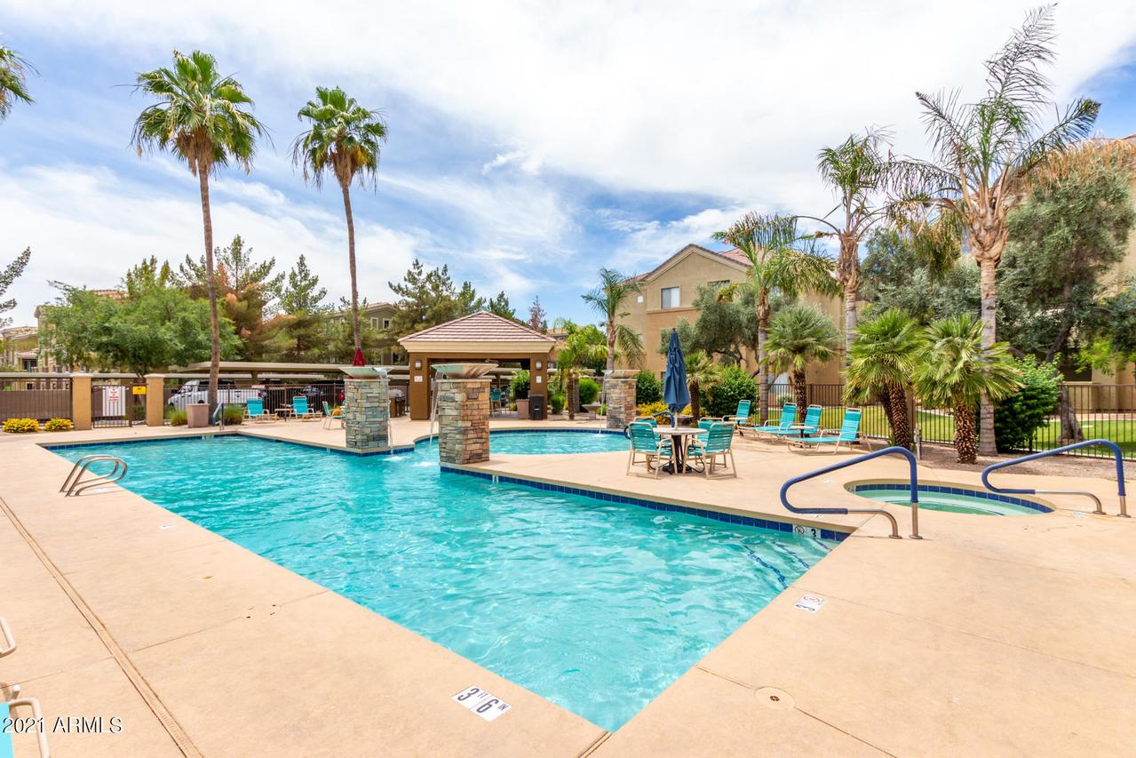 18416 N Cave Creek Rd. #1042, Phoenix, AZ 85032