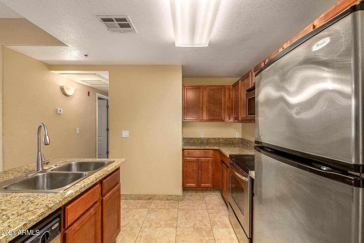 5302 E Van Buren St. #1053, Phoenix, AZ 85008
