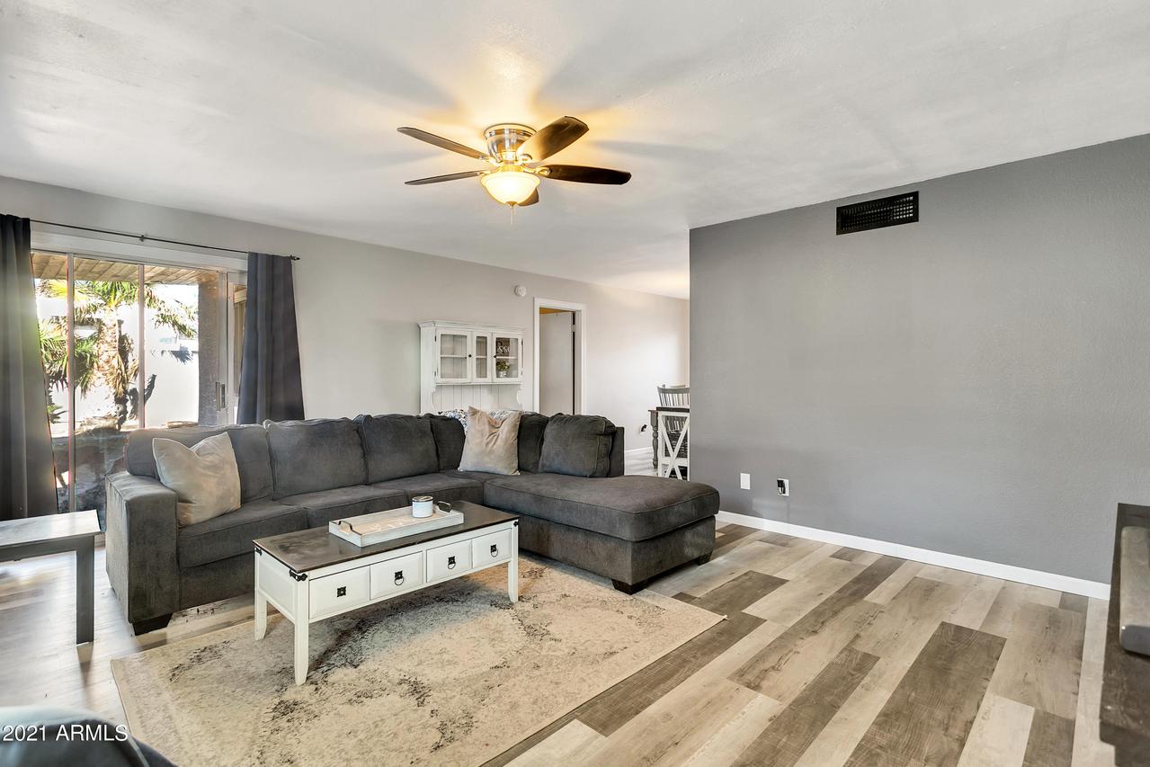 20021 N 48th Ln., Glendale, AZ 85308