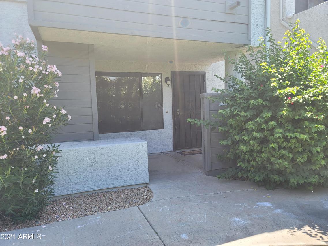 9439 N 59th Ave. #142, Glendale, AZ 85302