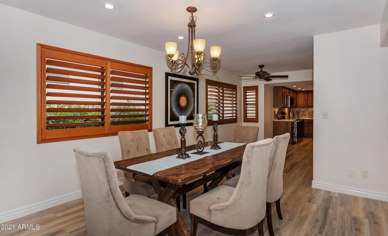 217 W Canterbury Ln., Phoenix, AZ 85023