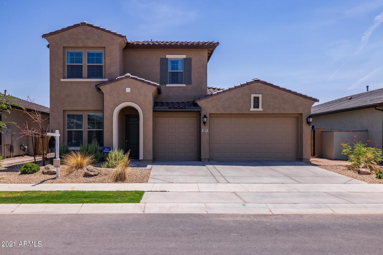 5615 S Coyote Canyon, Mesa, AZ 85212