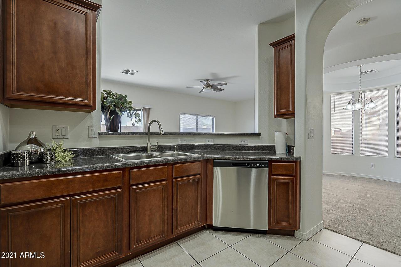 2565 S Signal Butte Rd. #4, Mesa, AZ 85209