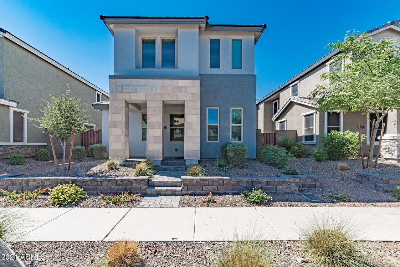 2036 W Trotter Tr., Phoenix, AZ 85085