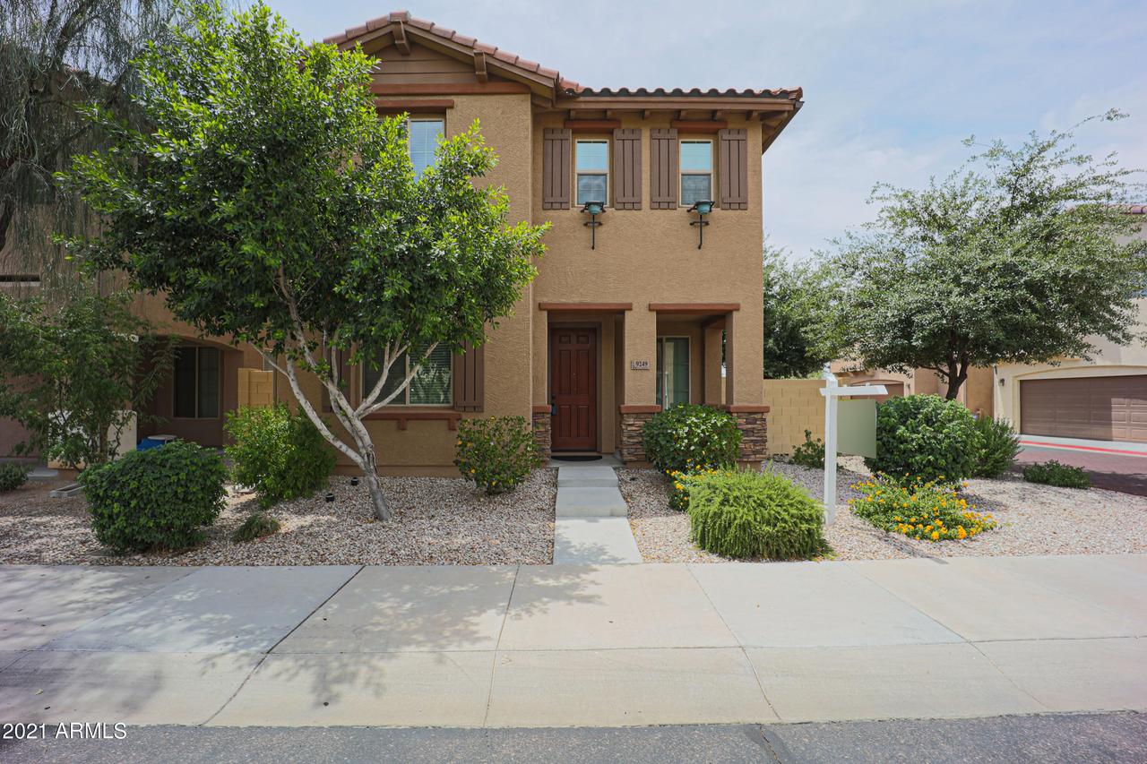 9249 W Coolbrook Ave., Peoria, AZ 85382