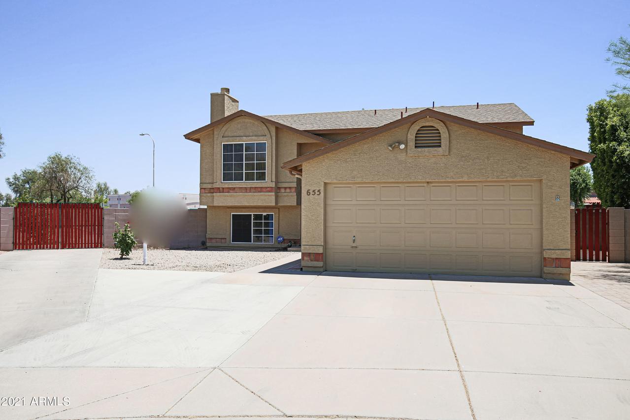 655 S Honeysuckle Ln., Gilbert, AZ 85296