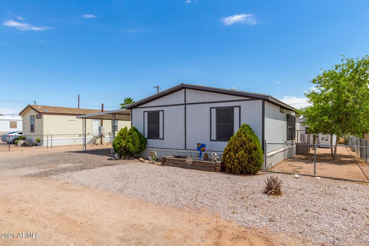 900 S Warner Dr. #3, Apache Junction, AZ 85120