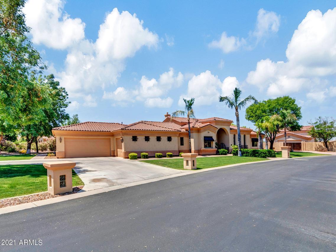 23330 N 66th Ln., Glendale, AZ 85310