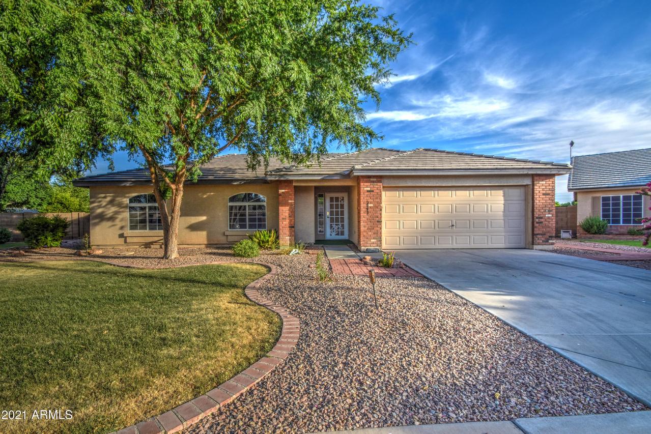 2953 E Oakland Ct., Gilbert, AZ 85295