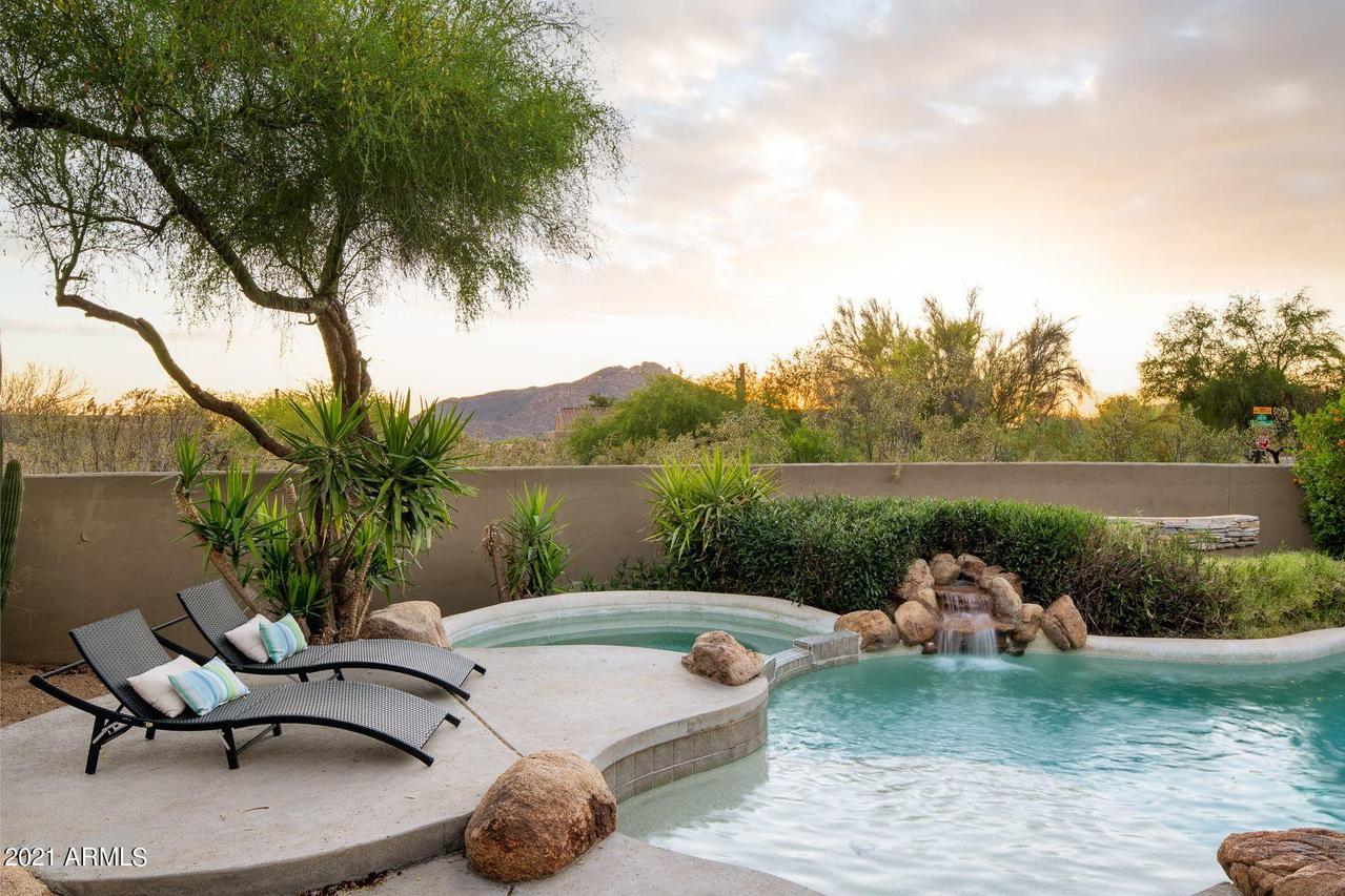 8129 E Arroyo Seco Rd., Scottsdale, AZ 85266