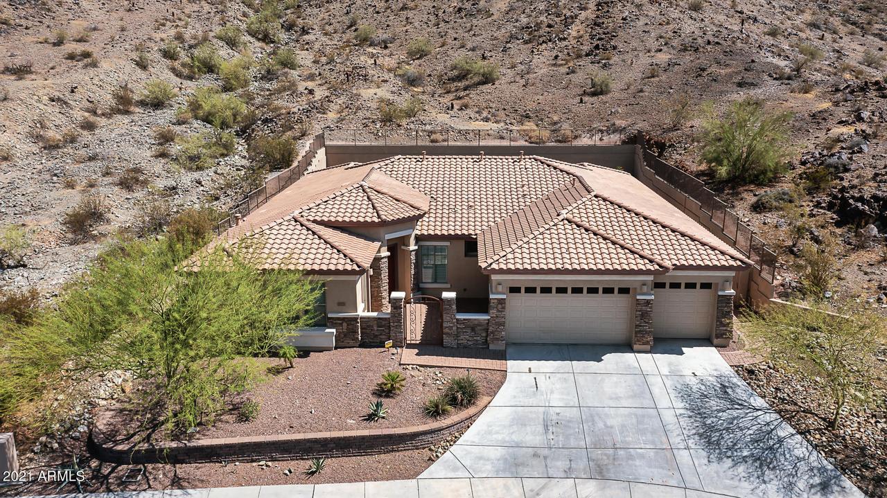 2722 W Hiddenview Dr., Phoenix, AZ 85045