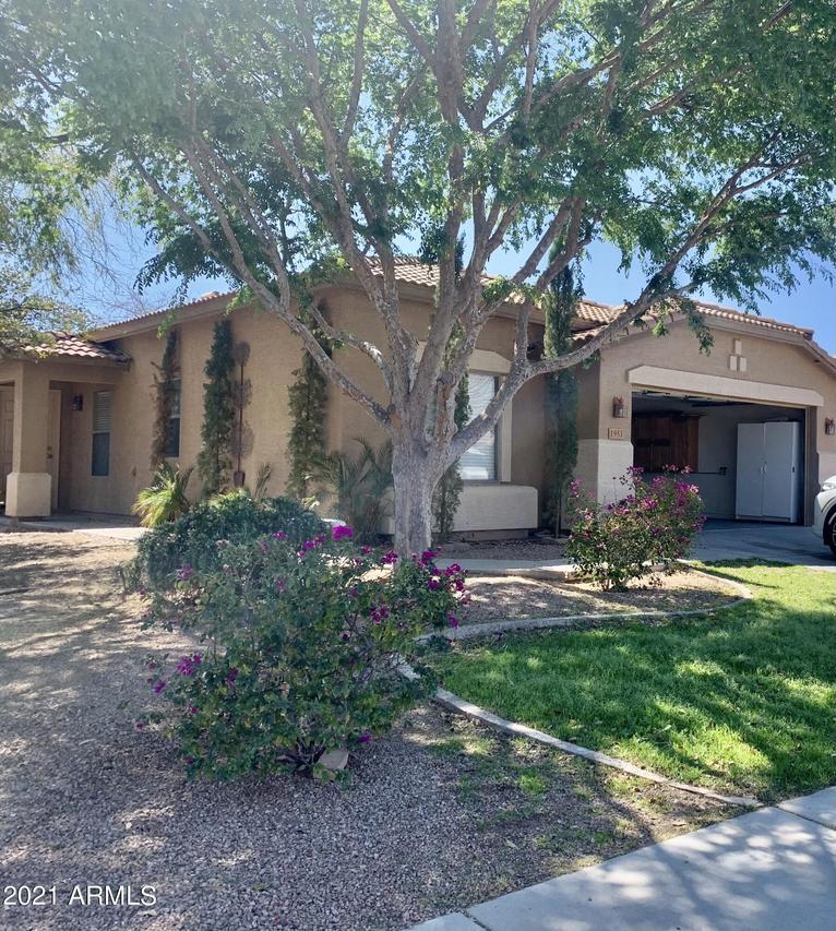 1953 W Allens Peak Dr., Queen Creek, AZ 85144