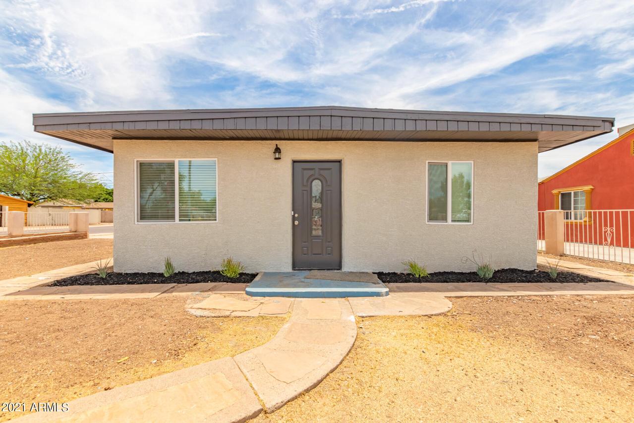 3401 W Holly St., Phoenix, AZ 85009