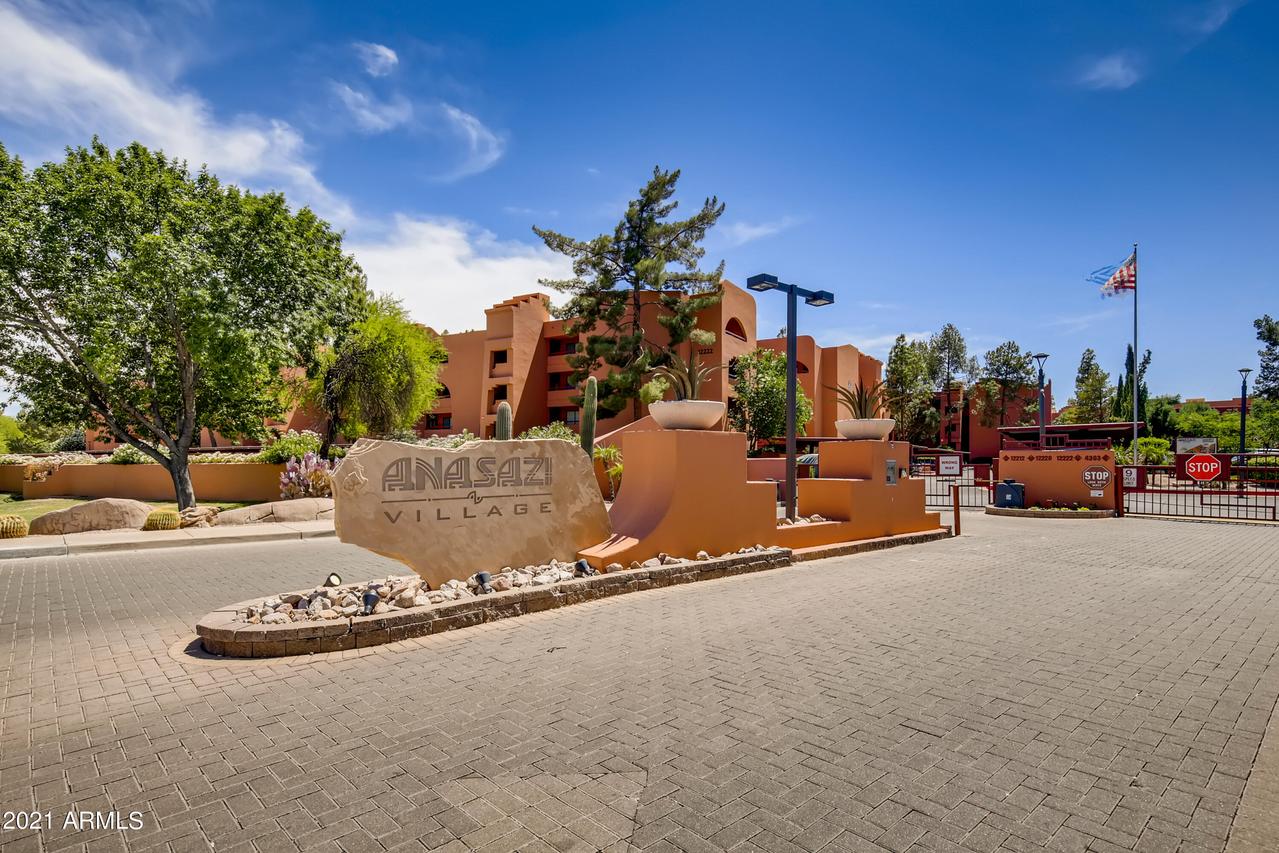 12222 N Paradise Village Pkwy. #209, Phoenix, AZ 85032