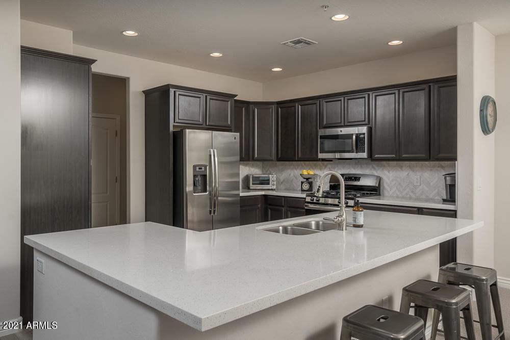 2425 W Bronco Butte Tr. #2004, Phoenix, AZ 85085