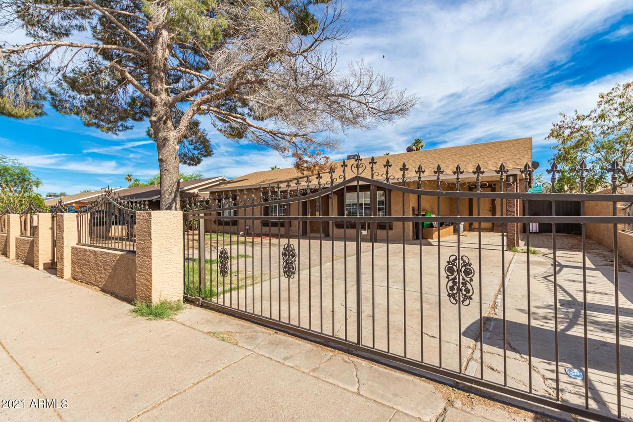 4913 W Palm Ln., Phoenix, AZ 85035