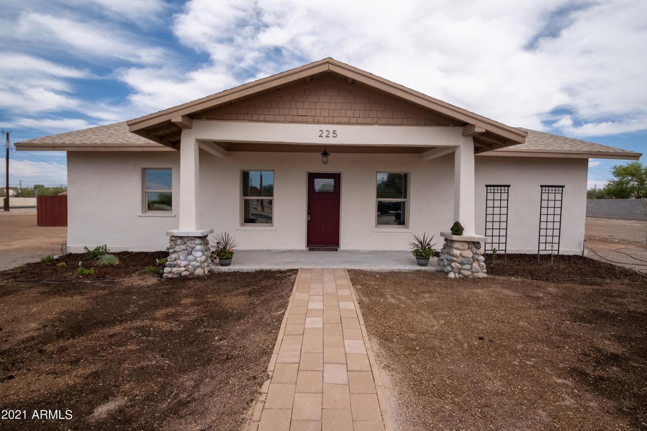 225 N Central Ave., Florence, AZ 85132