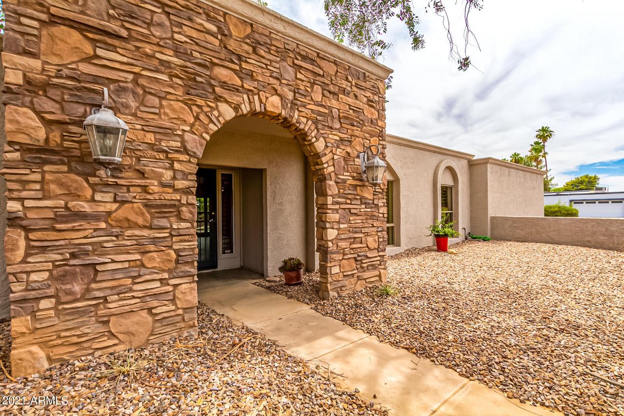 5701 E Sweetwater Ave., Scottsdale, AZ 85254