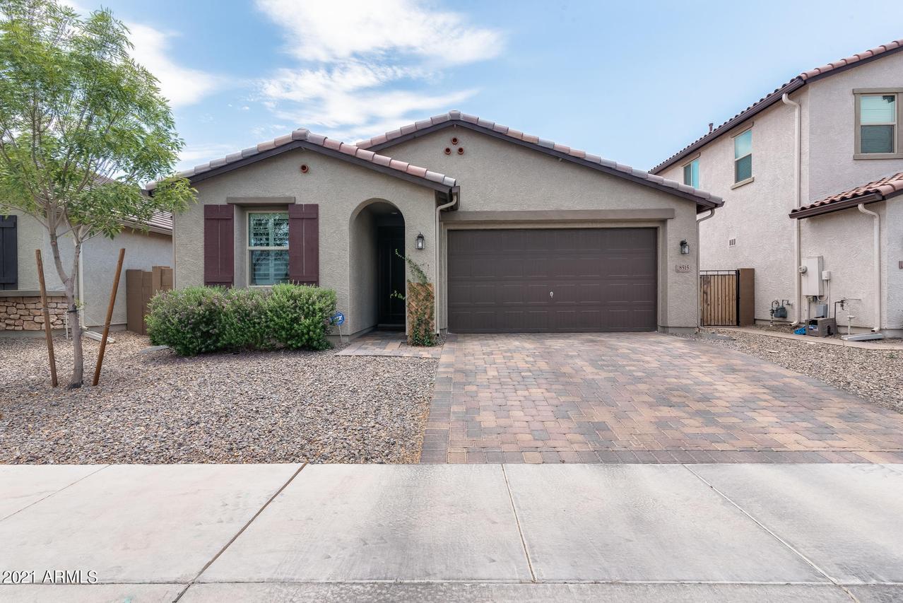 8515 W Peppertree Ln., Glendale, AZ 85305